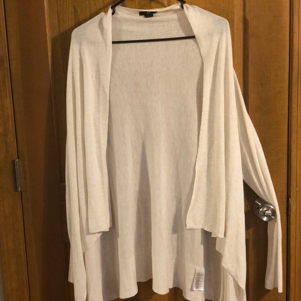 ONLY 7 DAYS UNTIL I DONATE-MAKE OFFER! H&M